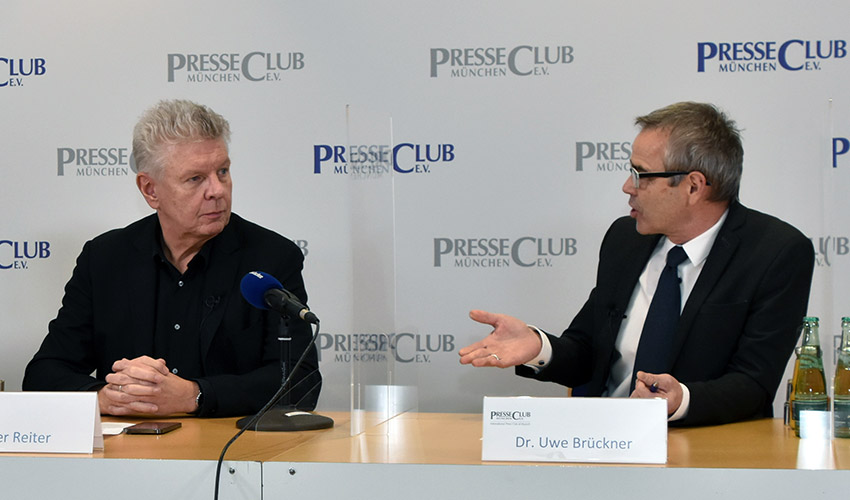PresseClub-Gespräch mit Oberbürgermeister Dieter Reiter am 15.11.2021. Foto: Johann Schwepfinger.